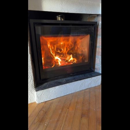 Chez Helene 3 Etoiles, Labellise Disabled Pmr,Pour 4 Personnes Chiens Bienvenus-Pet Friendly Daire Bourg-Madame Dış mekan fotoğraf