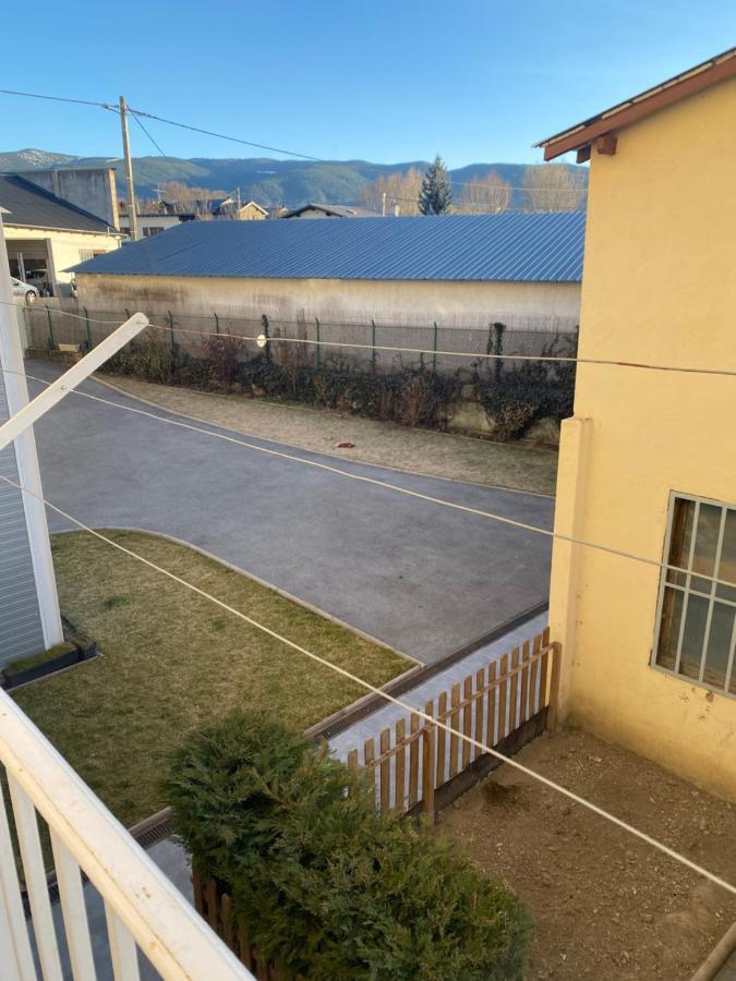 Chez Helene 3 Etoiles, Labellise Disabled Pmr,Pour 4 Personnes Chiens Bienvenus-Pet Friendly Daire Bourg-Madame Dış mekan fotoğraf