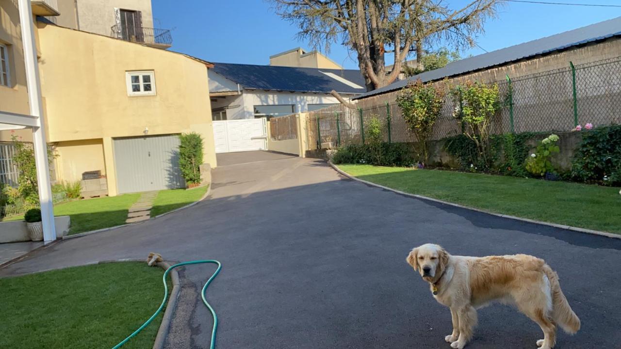 Chez Helene 3 Etoiles, Labellise Disabled Pmr,Pour 4 Personnes Chiens Bienvenus-Pet Friendly Daire Bourg-Madame Dış mekan fotoğraf
